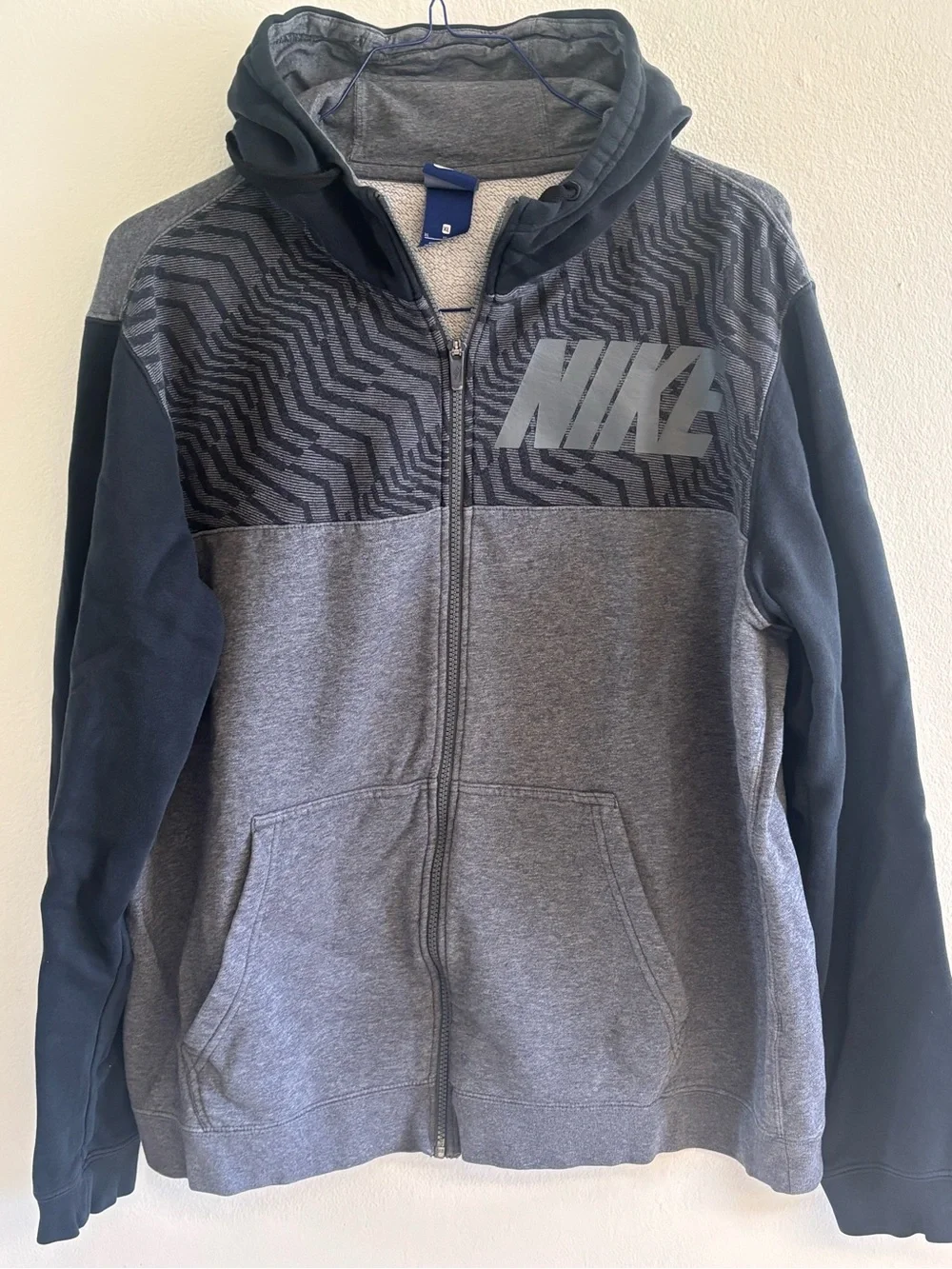 Nike NSW Full-Zip Zebra Chevron Graphic Hoodie